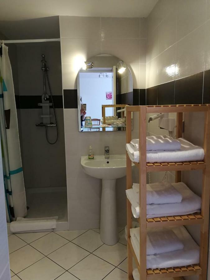Du Vieux Tour Guest house *
